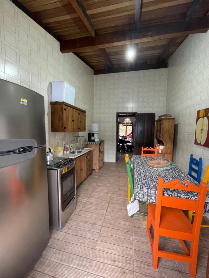 Casa Marrom 度假居 Bombinhas